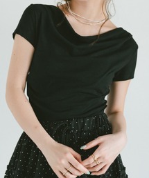 Tシャツ/カットソー（ブラック/黒色系・オフショルダー）ファッション