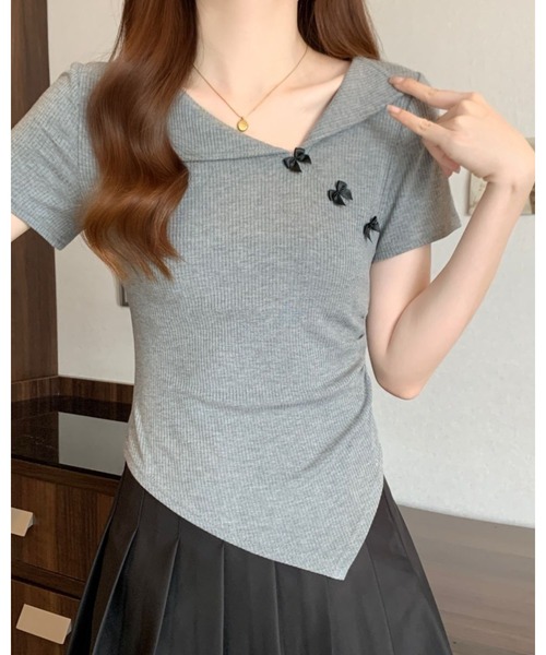 CHEER(チアー)の「イレギュラーヘム スリットネックリボン 細見えリブトップス(Tシャツ/カットソー・レディース・グレー・FREE)」の9枚目の写真