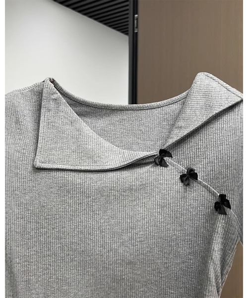 CHEER(チアー)の「イレギュラーヘム スリットネックリボン 細見えリブトップス(Tシャツ/カットソー・レディース・グレー・FREE)」の12枚目の写真