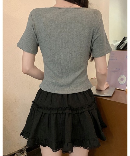 CHEER(チアー)の「イレギュラーヘム スリットネックリボン 細見えリブトップス(Tシャツ/カットソー・レディース・グレー・FREE)」の22枚目の写真