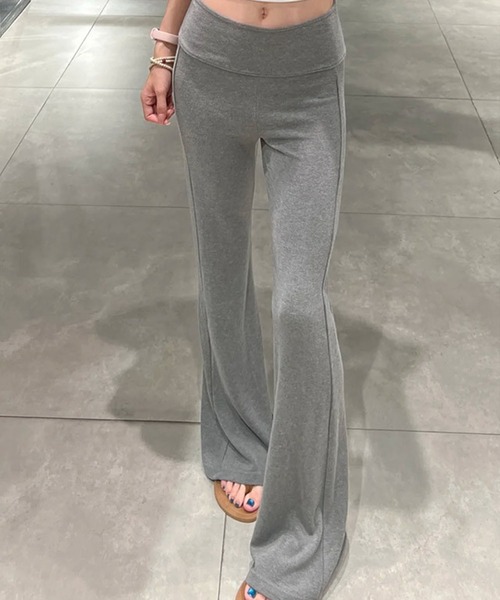 GLAMOROUS JANE（グラマラスジェーン）の「フレアーパンツ（その他パンツ・レディース・ブラック/グレー・M/L）」の4枚目の写真