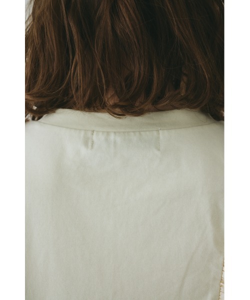 HeRIN.CYE(ヘリンドットサイ)の「Docking ruffle peplum tops / ドッキングラッフルペプラムトップス(Tシャツ/カットソー・レディース・ブラック/ブルー/オフホワイト・FREE)」の15枚目の写真