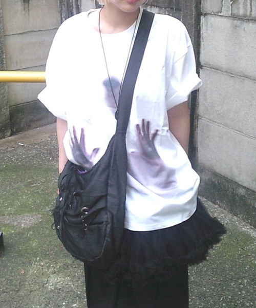 Never mind the XU / Chikashitsu+(ネバーマインド ザ エックスユー / チカシツプラス)の「【Nerd out XU】volume frill skirt / 【ナードアウトエックスユー】ボリュームフリルスカート<着用動画あり>(スカート・レディース・ホワイト/グレー/ブラック・ONE SIZE)」の7枚目の写真