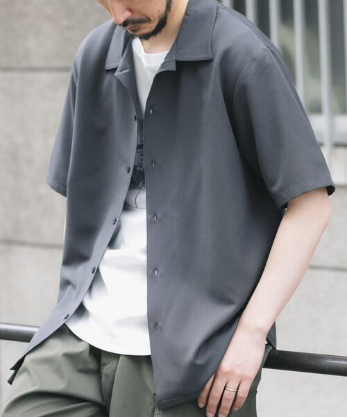 ITEMS URBANRESEARCH(アイテムズ アーバンリサーチ)の「冷感+速乾 TRストレッチ 半袖シャツ(シャツ/ブラウス・メンズ・チャコールグレー/ブルー/グリーン/ベージュ・LARGE/MEDIUM)」の16枚目の写真