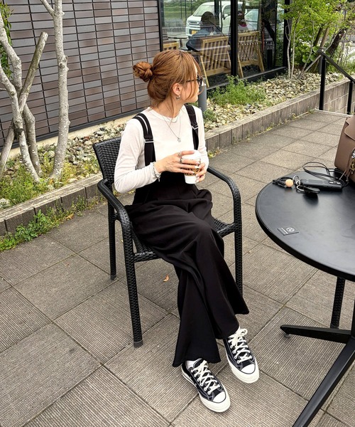 ISOOK(アイスー)の「ダブルストラップサロペット(chiica original)/ サスペンダーパンツ きれいめ オーバーオール デザインパンツ ワイドパンツ タックパンツ 黒 ベージュ(サロペット/オーバーオール・レディース・ベージュ/ブラック・FREE)」の21枚目の写真