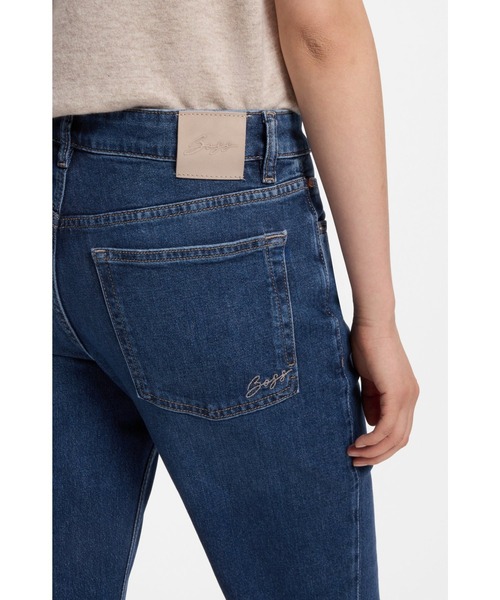 BOSS（ボス）の「【オンライン限定】フレアフィットジーンズ ダークブルー ストレッチデニム（デニムパンツ・レディース・ダークブルー・26/25/29/28/27）」の2枚目の写真
