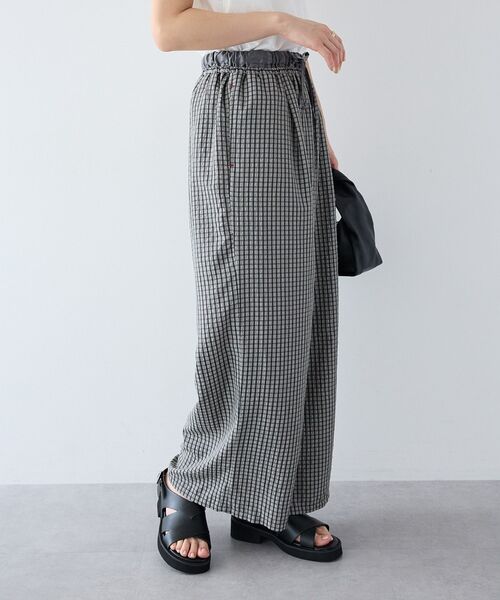 CRAFT STANDARD BOUTIQUE(クラフトスタンダードブティック)の「サッカーチェックイージーパンツ(その他パンツ・レディース・ライトブルー/グレー・L/M)」の13枚目の写真