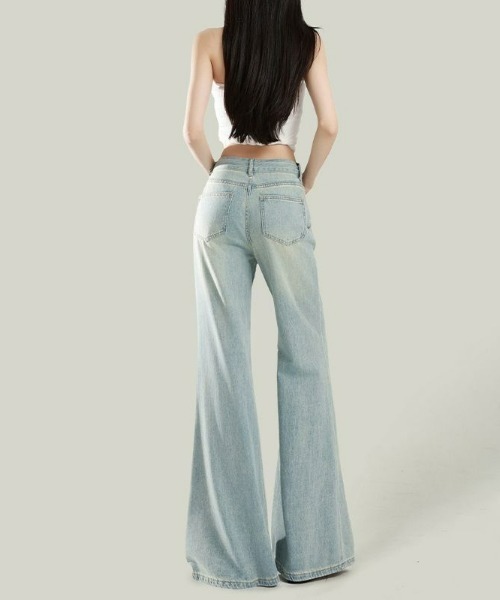 REBALANCE(リバランス)の「フレアデニムパンツ(デニムパンツ・レディース・A・SMALL/MEDIUM/LARGE)」の4枚目の写真