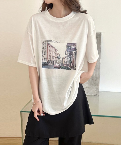DAY CLOSET（デイ クローゼット）の「半袖 ラウンドネック アソート フォトプリント グラフィック Tシャツ レディース（Tシャツ/カットソー・レディース・ホワイト/ブラック/チャコールグレー・L/M）」の12枚目の写真