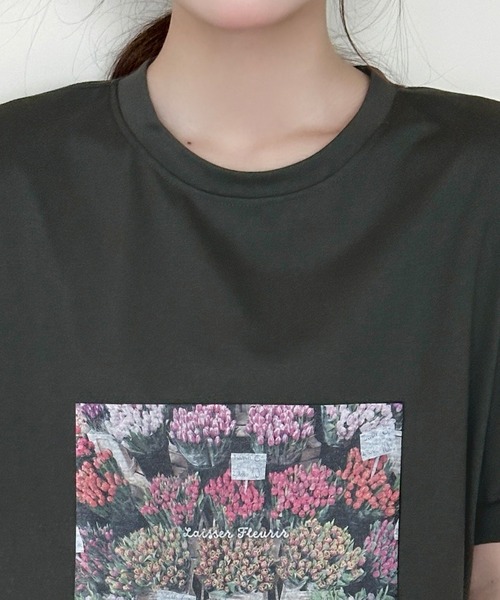 DAY CLOSET（デイ クローゼット）の「半袖 ラウンドネック アソート フォトプリント グラフィック Tシャツ レディース（Tシャツ/カットソー・レディース・ホワイト/ブラック/チャコールグレー・L/M）」の7枚目の写真