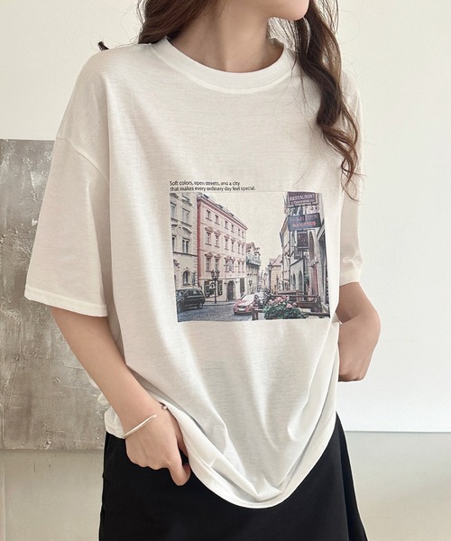DAY CLOSET（デイ クローゼット）の「半袖 ラウンドネック アソート フォトプリント グラフィック Tシャツ レディース（Tシャツ/カットソー・レディース・ホワイト/ブラック/チャコールグレー・L/M）」の9枚目の写真