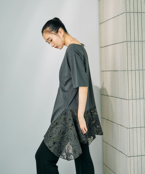 LEPSIM(レプシィム)の「イレヘムレースドッキングチュニック 840128(Tシャツ/カットソー・レディース・ブラック/チャコールグレー/オフホワイト・FREE)」の5枚目の写真