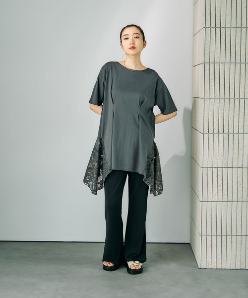 LEPSIM(レプシィム)の「イレヘムレースドッキングチュニック 840128(Tシャツ/カットソー・レディース・ブラック/チャコールグレー/オフホワイト・FREE)」の7枚目の写真