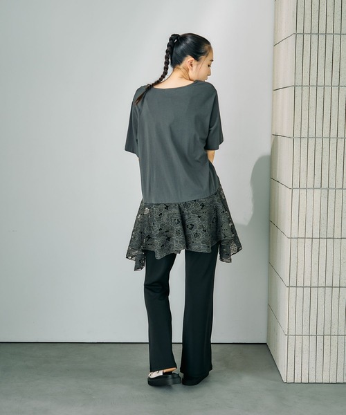 LEPSIM(レプシィム)の「イレヘムレースドッキングチュニック 840128(Tシャツ/カットソー・レディース・ブラック/チャコールグレー/オフホワイト・FREE)」の9枚目の写真
