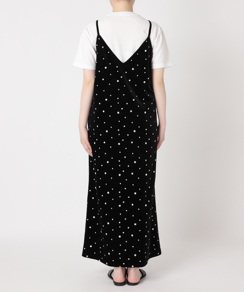 JOURNAL STANDARD relume(ジャーナルスタンダード レリューム)の「《WEB限定》小花刺繍ベロアキャミワンピース(ワンピース・レディース・ブラック・FREE)」の11枚目の写真