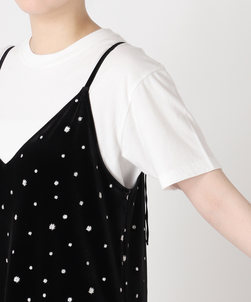 JOURNAL STANDARD relume(ジャーナルスタンダード レリューム)の「《WEB限定》小花刺繍ベロアキャミワンピース(ワンピース・レディース・ブラック・FREE)」の12枚目の写真