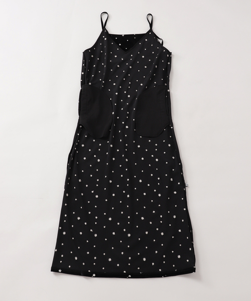 JOURNAL STANDARD relume(ジャーナルスタンダード レリューム)の「《WEB限定》小花刺繍ベロアキャミワンピース(ワンピース・レディース・ブラック・FREE)」の16枚目の写真