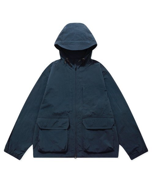 NAMERCLOTHING(ネイマークローディング)の「HOODED WIND BREAKER NAVY(ナイロンジャケット・メンズ・その他・LARGE/MEDIUM)」の1枚目の写真