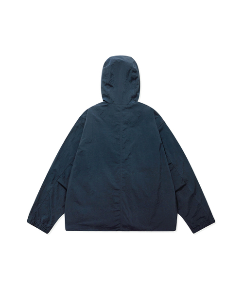 NAMERCLOTHING(ネイマークローディング)の「HOODED WIND BREAKER NAVY(ナイロンジャケット・メンズ・その他・LARGE/MEDIUM)」の2枚目の写真