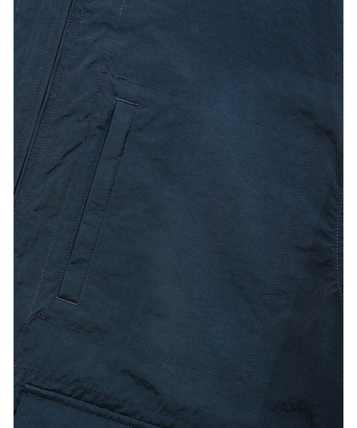 NAMERCLOTHING(ネイマークローディング)の「HOODED WIND BREAKER NAVY(ナイロンジャケット・メンズ・その他・LARGE/MEDIUM)」の4枚目の写真