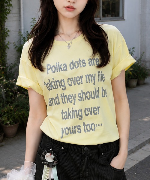 SPINNS(スピンズ)の「カラフル半袖Tシャツ/ドットロゴ/ストリート女子(Tシャツ/カットソー・レディース・イエロー/ブルー/オフホワイト・ONESIZE)」の3枚目の写真