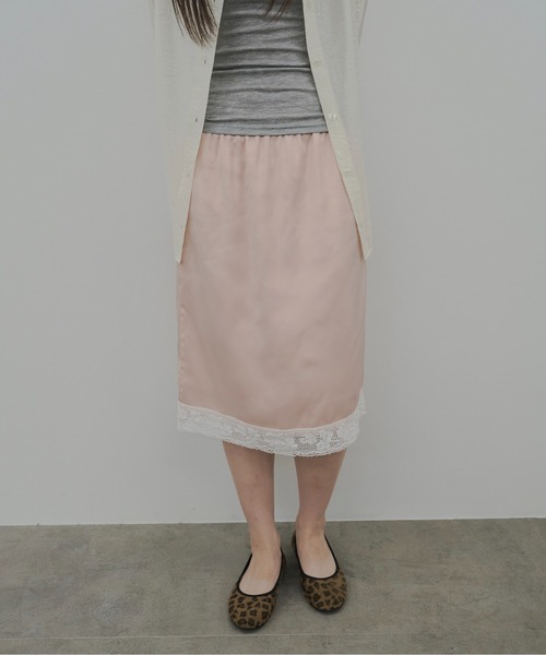 torchon lace hem satin midi skirt / トーションレースレースサテン