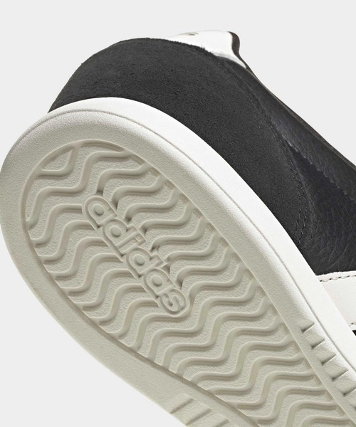 adidas(アディダス)の「バレダ ローシューズ / BARREDA LOシューズ / アディダス adidas(スニーカー・メンズ・ブラック・25.5cm/25.0cm/24.5cm/24.0cm/23.5cm/23.0cm/22.5cm/22.0cm/28.0cm/27.5cm/27.0cm/26.0cm/26.5cm)」の8枚目の写真