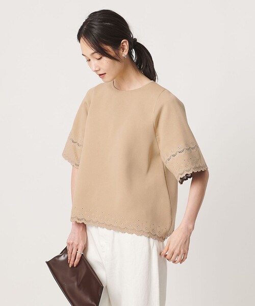 UNITED ARROWS(ユナイテッドアローズ)の「カットワーク スカラップ プルオーバー ニット ‐ウォッシャブル‐(ニット/セーター・レディース・ブラック/ベージュ/ダークグレー・FREE)」の4枚目の写真