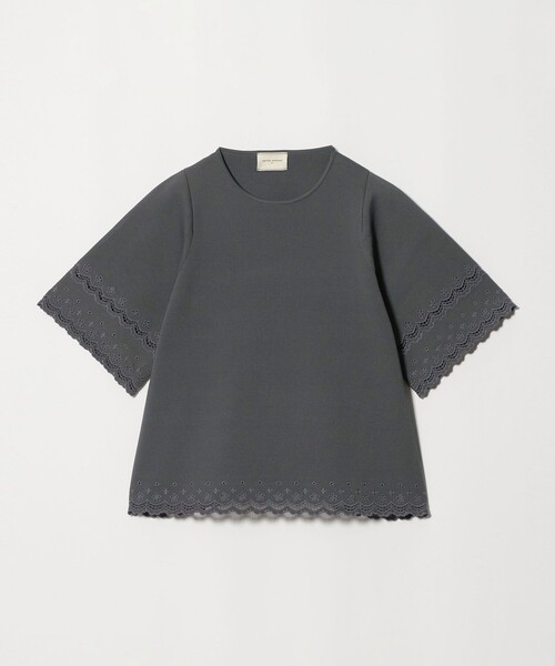 UNITED ARROWS(ユナイテッドアローズ)の「カットワーク スカラップ プルオーバー ニット ‐ウォッシャブル‐(ニット/セーター・レディース・ブラック/ベージュ/ダークグレー・FREE)」の17枚目の写真