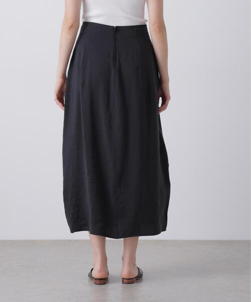 YLEVE(イレーヴ)の「YLEVE / RAYON-POLYESTER BROAD SKIRT(スカート・レディース・ブラウン/ブラック/ホワイト・1/0/2)」の7枚目の写真