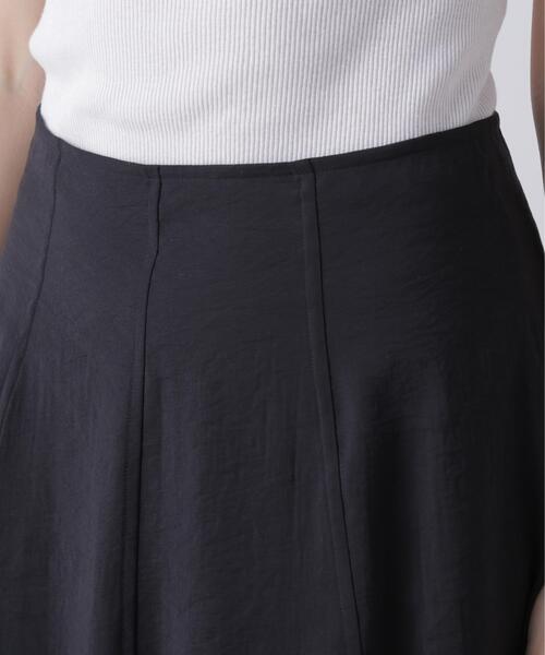YLEVE(イレーヴ)の「YLEVE / RAYON-POLYESTER BROAD SKIRT(スカート・レディース・ブラウン/ブラック/ホワイト・1/0/2)」の8枚目の写真