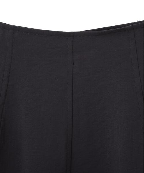 YLEVE(イレーヴ)の「YLEVE / RAYON-POLYESTER BROAD SKIRT(スカート・レディース・ブラウン/ブラック/ホワイト・1/0/2)」の11枚目の写真