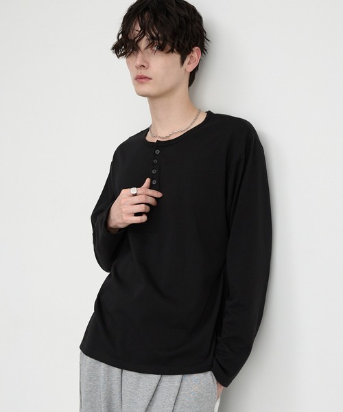 CIYOT(シヨウト)の「【CIYOT】レギュラーフィット ベーシック ヘンリーネック 長袖Tシャツ<UVカット>(Tシャツ/カットソー・メンズ・ダークグレー/レッド/モスグリーン/ライトグレー系/ブラウン/ブラック/ブルー系・M/S/L)」の9枚目の写真
