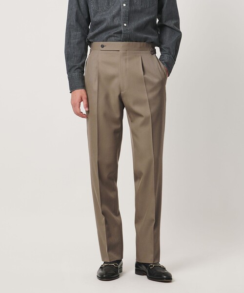 UNITED ARROWS(ユナイテッドアローズ)の「カバートクロス ツイル サイドアジャスター 1プリーツ テーパード スラックス(スラックス・メンズ・モカ/グレー系・44/46/50/48)」の4枚目の写真