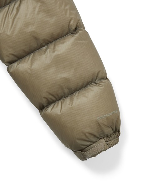 thisisneverthat(ディスイズネバーザット)の「Skogar MID Down Jacket(ダウンジャケット/コート・メンズ・ライトベージュ/ブラック系その他・XL/L/M/S/XS)」の15枚目の写真