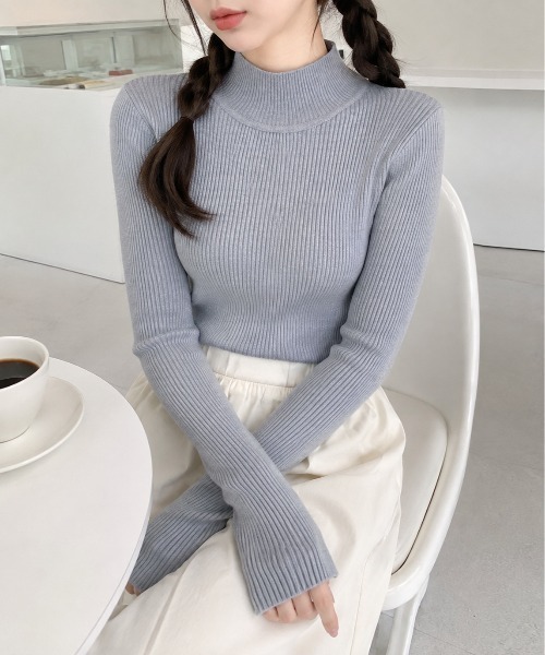 Mku Ekta(ムクエクタ)の「スリムフィット細リブハイネックセーター(ニット/セーター・レディース・グレー/ブラック・FREE)」の9枚目の写真