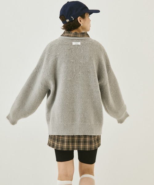 MIRROR STOKE（ミラーストーク）の「【ZOZO限定】MS LOGO KNIT/ミラーストークロゴニット（ニット/セーター・レディース・ブラック/オフホワイト/グレー・MEDIUM）」の4枚目の写真