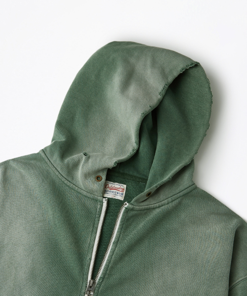 OUTSTANDING(アウトスタンディング)の「VINTAGE WASHING HOOD ZIP SWEAT_VINTAGE GREEN(パーカー・メンズ・その他・MEDIUM/LARGE/X-LARGE)」の3枚目の写真