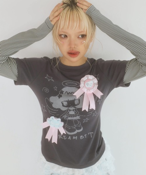 SPINNS(スピンズ)の「レイヤード風長袖カットソー/ボーダー/アスキーアート/ドリームコア(Tシャツ/カットソー・レディース・オフホワイト/チャコール・ONESIZE)」の4枚目の写真