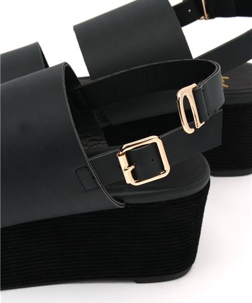 mystic（ミスティック）の「【Omekashi】厚底ストラップサンダル（サンダル・レディース・ベージュ/ブラック/シルバー・37/38/36）」の8枚目の写真