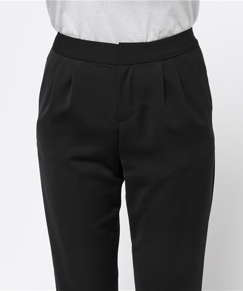 22 OCTOBRE(ヴァンドゥ-オクトーブル)の「サテンテーパードパンツ(その他パンツ・レディース・ブラック/ベージュ・38/40/36)」の6枚目の写真