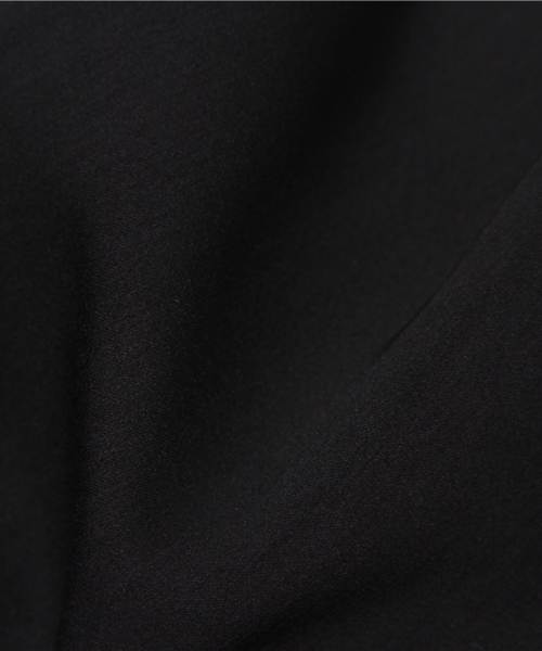 22 OCTOBRE(ヴァンドゥ-オクトーブル)の「サテンテーパードパンツ(その他パンツ・レディース・ブラック/ベージュ・38/40/36)」の11枚目の写真