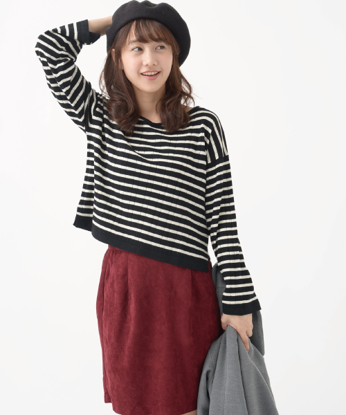 earth music&ecology(アースミュージックアンドエコロジー)の「【2016Autumn】ワイドスリーブVネックニットプルオーバー(ニット/セーター・レディース・ボルドー/その他/ダークグリーン/ネイビー・FREE)」の1枚目の写真