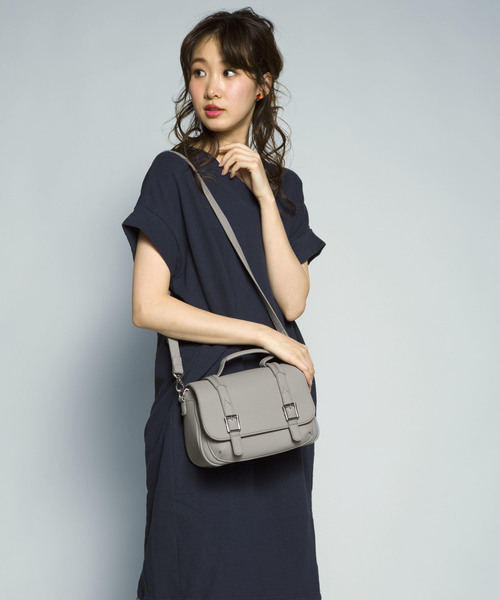 PLAIN CLOTHING（プレーンクロージング）の「フロントベルトハンドバッグ/ショルダーバッグ【PLAIN CLOTHING】（ショルダーバッグ・レディース・ベージュ/レッド/ブラック/グレー・FREE）」の14枚目の写真