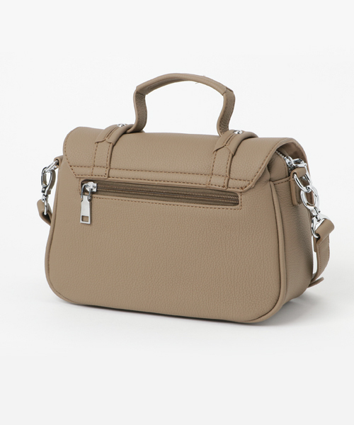 PLAIN CLOTHING（プレーンクロージング）の「フロントベルトハンドバッグ/ショルダーバッグ【PLAIN CLOTHING】（ショルダーバッグ・レディース・ベージュ/レッド/ブラック/グレー・FREE）」の5枚目の写真