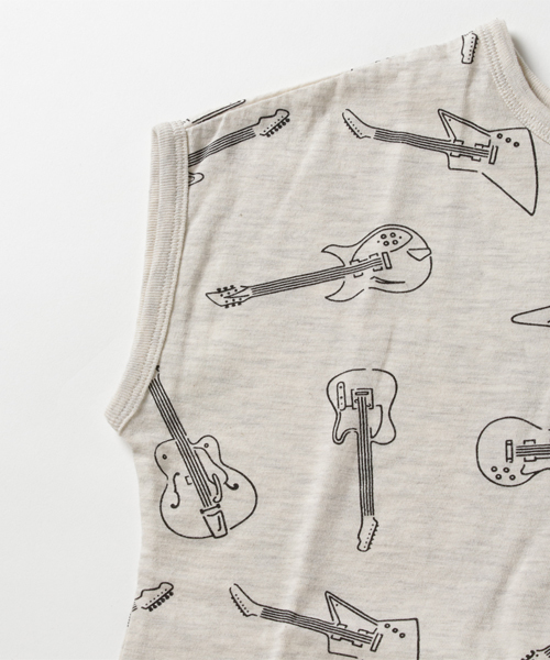 GROOVY COLORS（グルービーカラーズ）の「ギタープリント総柄Tシャツ（Tシャツ/カットソー・キッズ・チャコールグレー/アイボリー・110/130/100/120/90/140）」の7枚目の写真