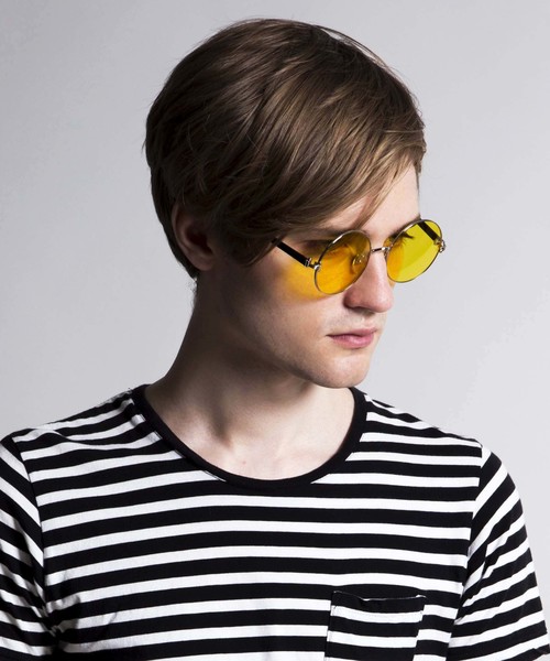 PLAIN CLOTHING(プレーンクロージング)の「ボストン型カラーサングラス【PLAIN CLOTHING】(サングラス・メンズ・ピンク/グリーン/イエロー/ブルー・FREE)」の5枚目の写真