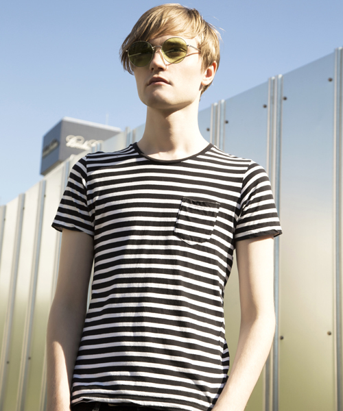 PLAIN CLOTHING(プレーンクロージング)の「ボストン型カラーサングラス【PLAIN CLOTHING】(サングラス・メンズ・ピンク/グリーン/イエロー/ブルー・FREE)」の17枚目の写真