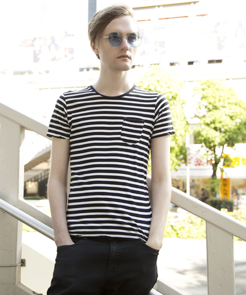 PLAIN CLOTHING(プレーンクロージング)の「ボストン型カラーサングラス【PLAIN CLOTHING】(サングラス・メンズ・ピンク/グリーン/イエロー/ブルー・FREE)」の15枚目の写真