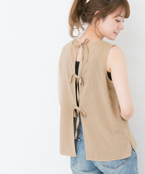 URBAN RESEARCH（アーバンリサーチ）の「フィラフィーバックリボンブラウス（シャツ/ブラウス・レディース・ベージュ/ピンク系その他/オフホワイト・FREE）」の2枚目の写真